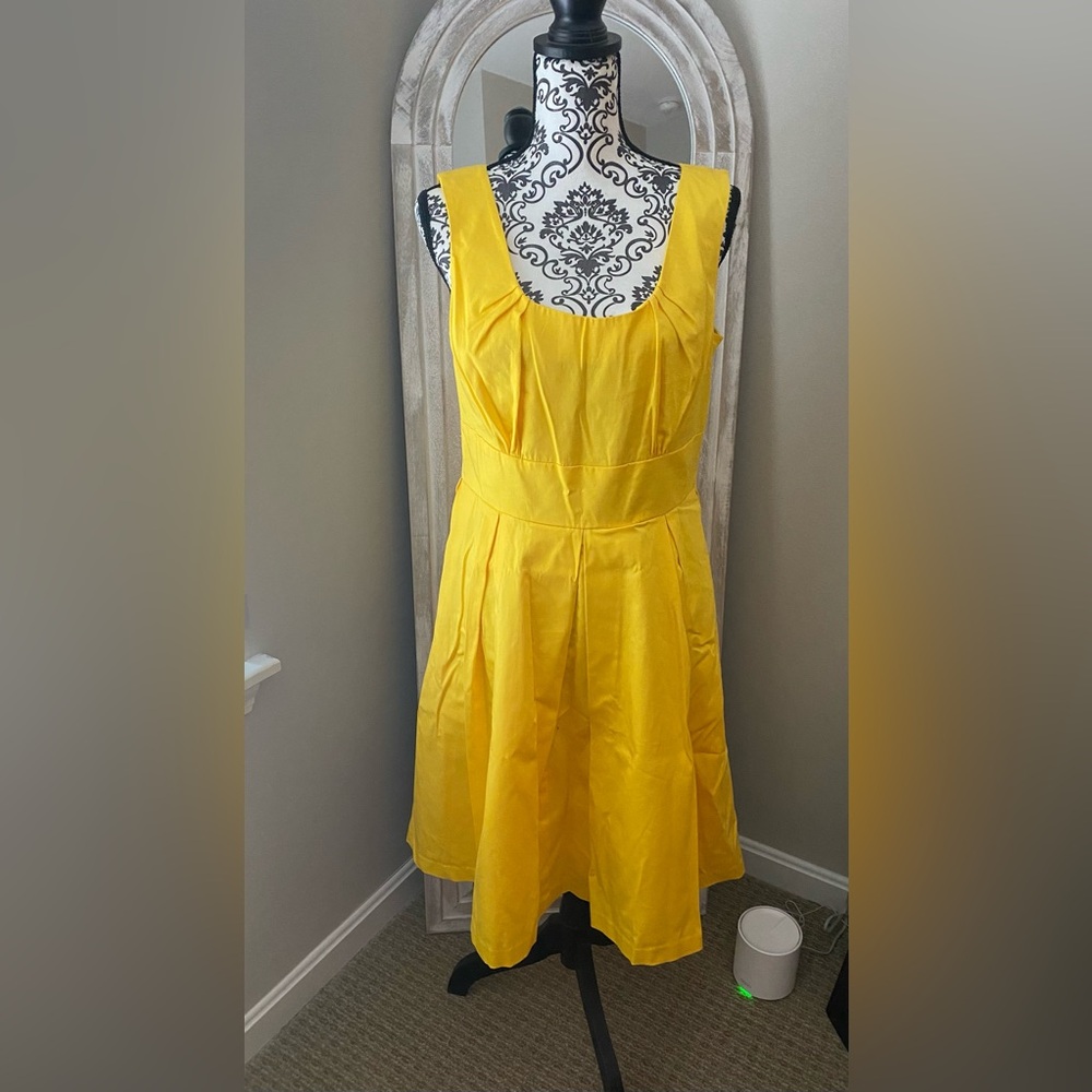 New Directions Yellow Dress size 12 🌻🌻🌻